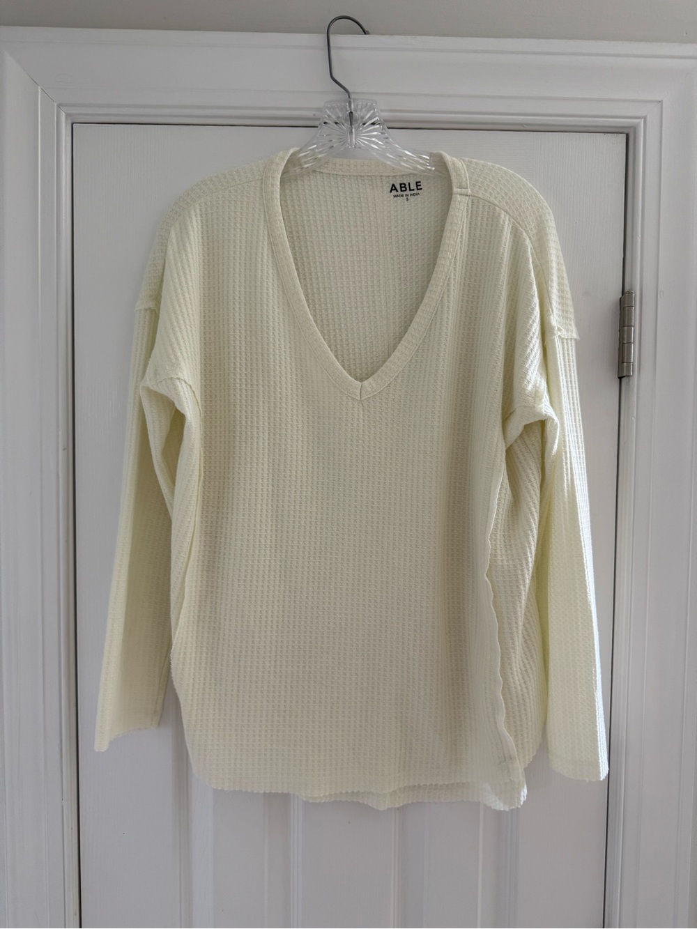 Snow Waffle Knit V-Neck